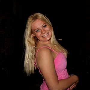 Meet your Posher, Lyndsi